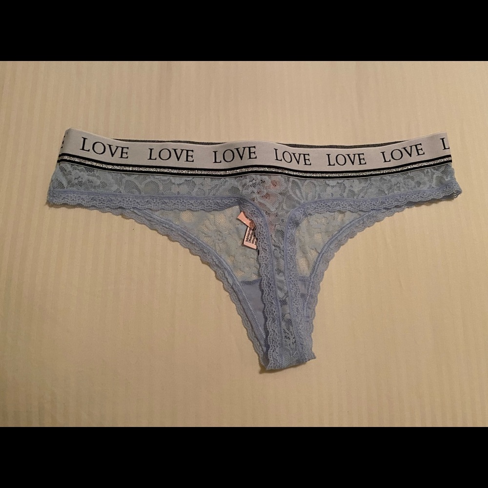 Victoria Secret Thong / String 🥰🤩🌷 - Picture 2 of 3